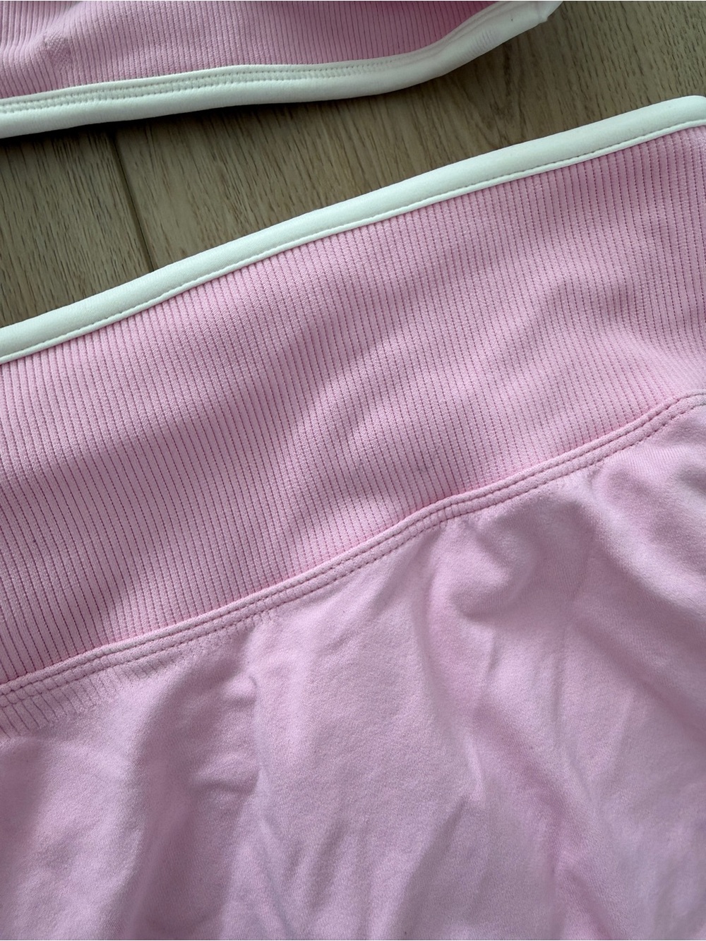 Amazon Light Pink Workout Set - Picture 2 of 7